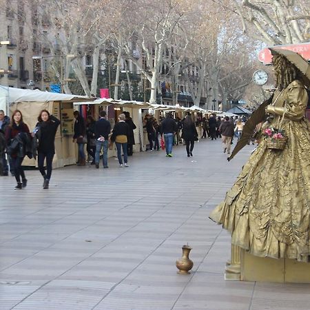 Stopbarcelona Universidad Apartments 外观 照片